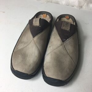 Timberland women khaki suede Mules size 11